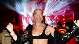 Adriane Galisteu e outras celebridades na festa pré-réveillon