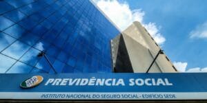 Impactos da lei que proíbe descontos em benefícios do INSS