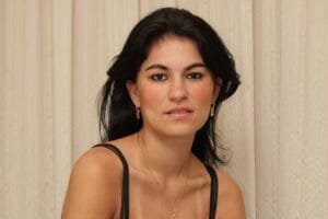 Recebimento do passaporte de Eliza em Portugal