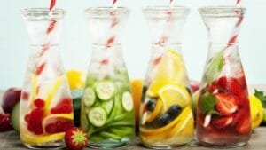 Os perigos da WaterTok: água com sabor e seus impactos na saúde