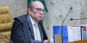 Negativa de prisão domiciliar a Bolsonaro por Gilmar Mendes