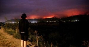 Incêndios florestais no Chile: 19 mortos e condições adversas