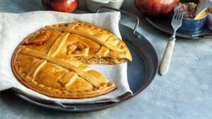 Como fazer uma Torta de atum fofinha e prática para o lanche da tarde
