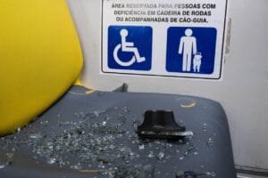 Ataques a ônibus deixam Passageiros feridos no DF