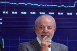 Governo mantém cautela sobre caso Master