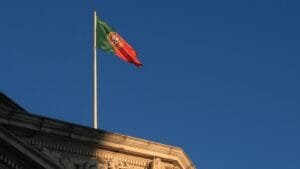 Eleição presidencial em Portugal: Fragmentação política e possível segundo turno inédito