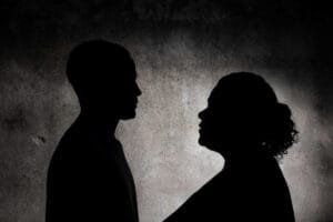 Advogado envolvido em ritual satânico dopou e violentou casal no DF