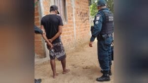 Detenção de Suspeito de furtos e recuperação de objetos em Oriximiná