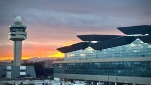 Interrupção de voos no aeroporto de Guarulhos devido a Drones