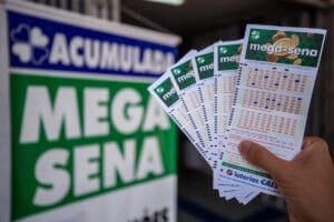 Prêmio da Mega-Sena acumula em R$ 130 milhões