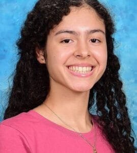 Aluna de 18 anos desafia estatística e opta por física na USP