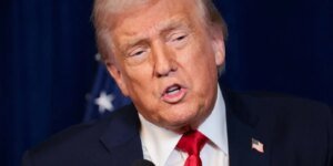 Casa Branca remove vídeo racista de Trump com casal Obama como macacos