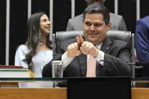 Senado Não Vota Redata e Setor de Data Centers Enfrenta Perda de Incentivos