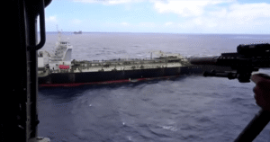 EUA Apreendem Terceiro Petroleiro Vinculado à Venezuela no Oceano Índico