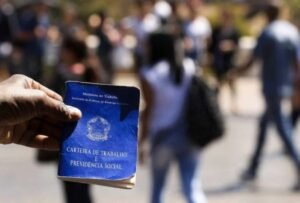 Vagas em DF: mais de 500 oportunidades com salários de até R$ 3 mil