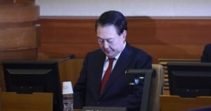 Ex-presidente sul-coreano pede desculpas após condenação à prisão perpétua