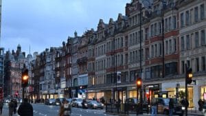 Tom Cruise: Fortuna, Imóveis e Segurança como Celebridade