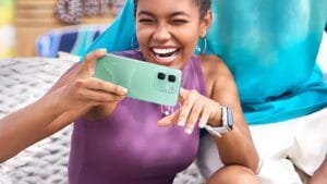 Celulares econômicos para usar no Carnaval