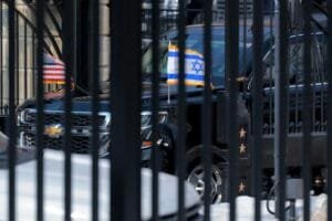 Netanyahu e Trump discutem posição dos EUA nas negociações com o Irã