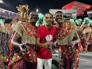 Jovens músicos de escolas de samba encaram desafios da rotina intensa