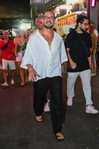 Famosos no segundo dia de desfiles do carnaval do Rio de Janeiro