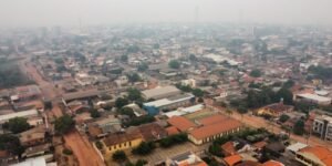 Brasil Registra Queda na Área Queimada em Janeiro, Mas Sinais de Alerta Persistem