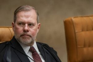 Decisão de Toffoli Após reunião no STF