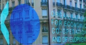 Taxa de desemprego da OCDE se mantém estável em 5% em dezembro
