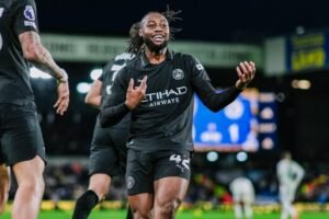 Manchester City Conquista Vitória Crucial sobre Leeds na Premier League