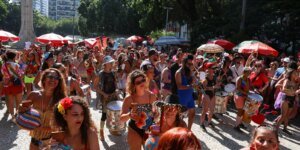 Atendimentos por calor aumentam no carnaval do Rio