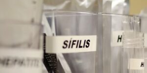 Testes Gratuitos de Infecções Sexualmente Transmissíveis na Praça Roosevelt em SP