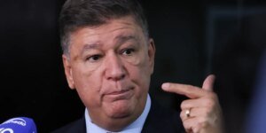 Ministro Flávio Dino Exige Esclarecimentos Sobre Emendas à Fundação da Igreja Batista da Lagoinha