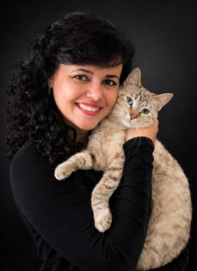 Molnupiravir: Novo Tratamento para Peritonite Infecciosa Felina no Brasil