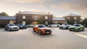 Bentley Anuncia Cortes e Planeja Lançamento de SUV Elétrico