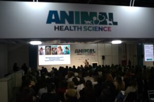 Cães & Gatos Marca Presença no Animal Health Science 2026 com Cobertura Abrangente