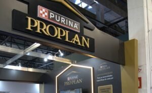 Nestlé Purina Investe em Inovação e Ciência no Setor Veterinário