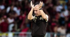 Flamengo É Campeão do Campeonato Carioca e Recebe Premiação Milionária