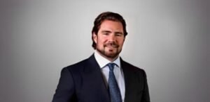 Como a Polícia Federal Acessa Celulares Bloqueados: Entrevista com Perito Especializado