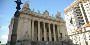 Decisão de Fux Suspende Novas Regras para Eleição Indireta no Rio de Janeiro