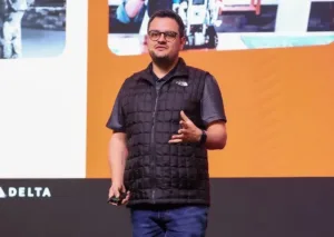 A Revolução da Inteligência Artificial no Turismo: Oportunidades e Desafios