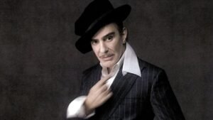 John Galliano Retorna à Moda: Zara Anuncia Coleções Exclusivas do Estilista