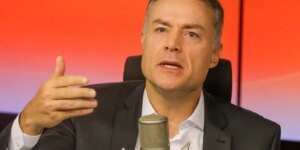 Governo Federal Propõe Flexibilização do Descanso para Caminhoneiros Autônomos