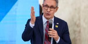 PGR Acusa Ex-Governador Zema de Calúnia Contra Gilmar Mendes